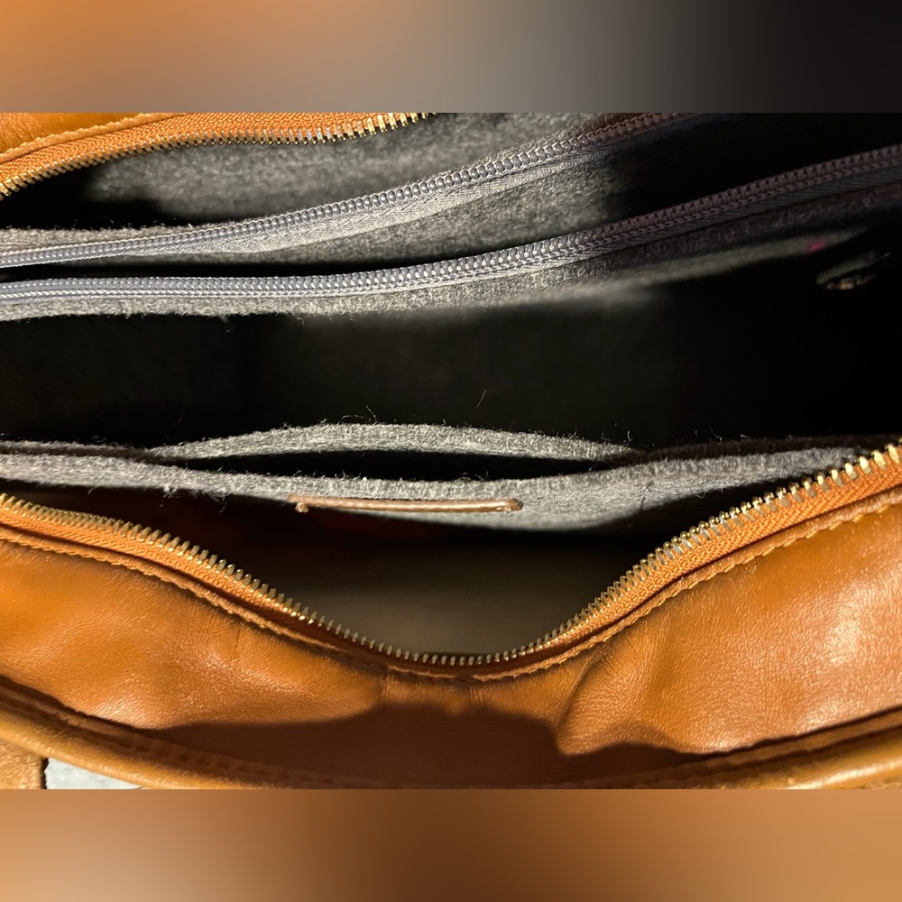 2 for Authentic MCM Cognac Visetos Tote and  new felt organizer - Picture 7 of 16